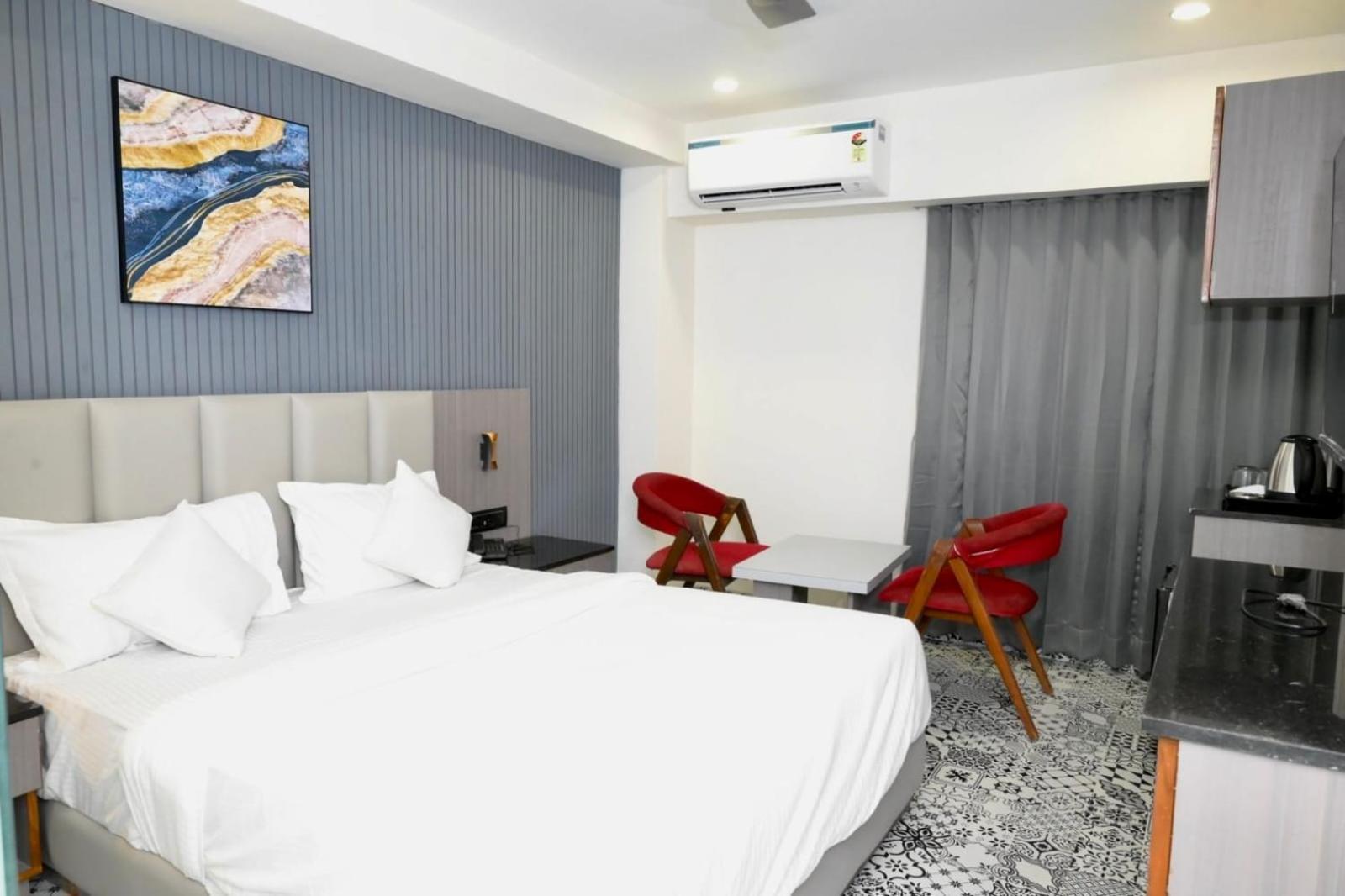 Hotel Dream Ahmedabad Ngoại thất bức ảnh